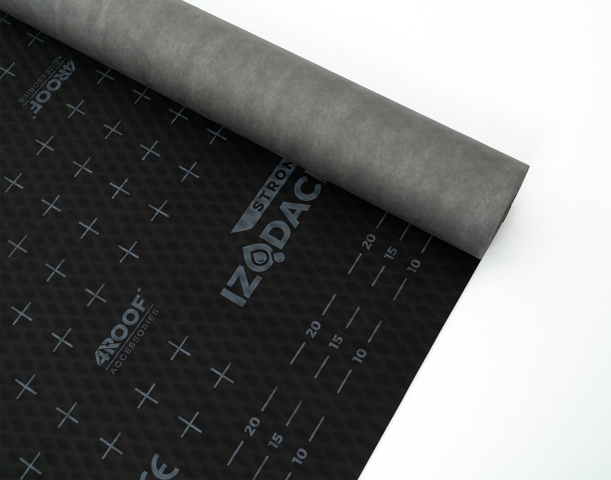 4ROOF Izodach STRONG (Изодах Стронг) 150 гр/м² гидроизоляционная ветрозащитная 3-слойная диффузионная мембрана 75м2